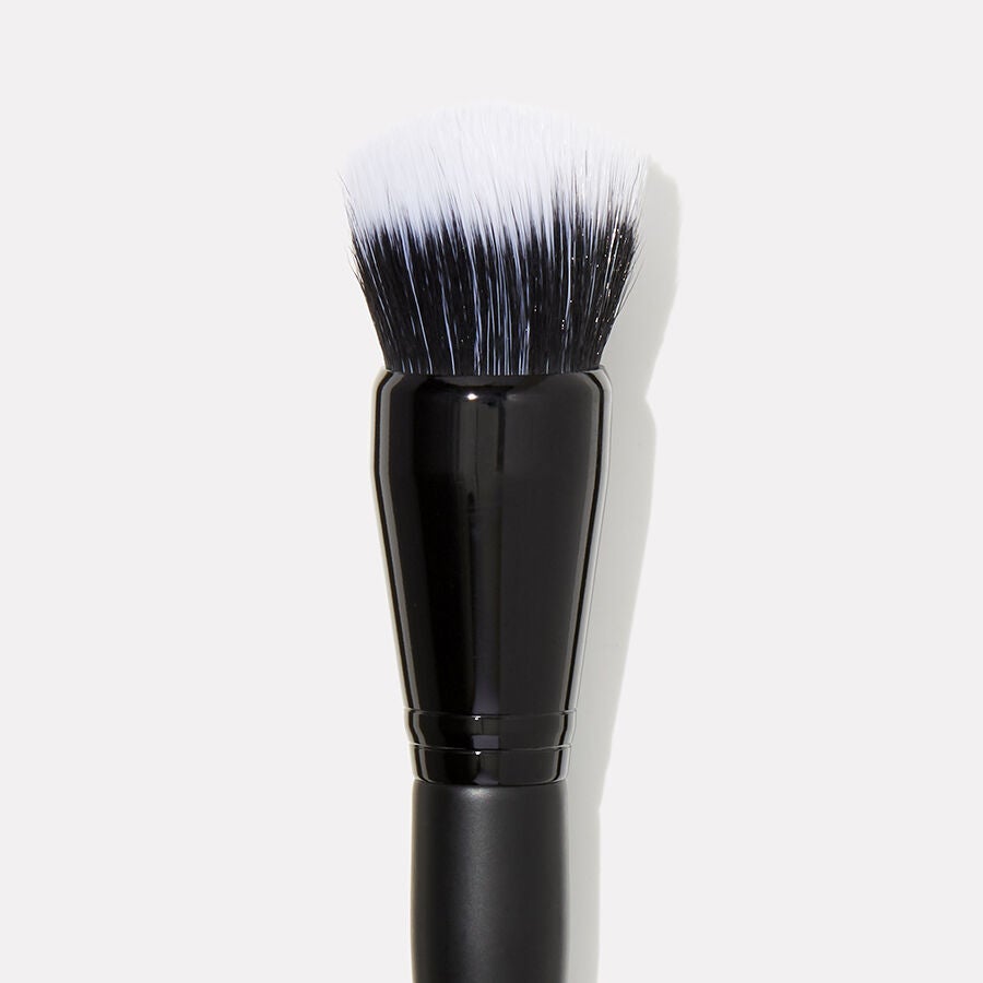 domed-stipple-brush-l4 84050_SelfieReadyStippleBrush_2.jpg