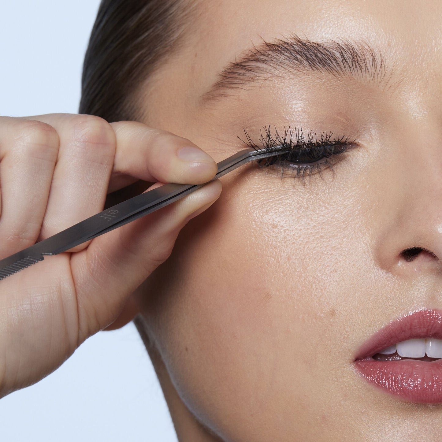 false-eyelash-applicator-f2 84093_False_Lash_Applicator.jpg