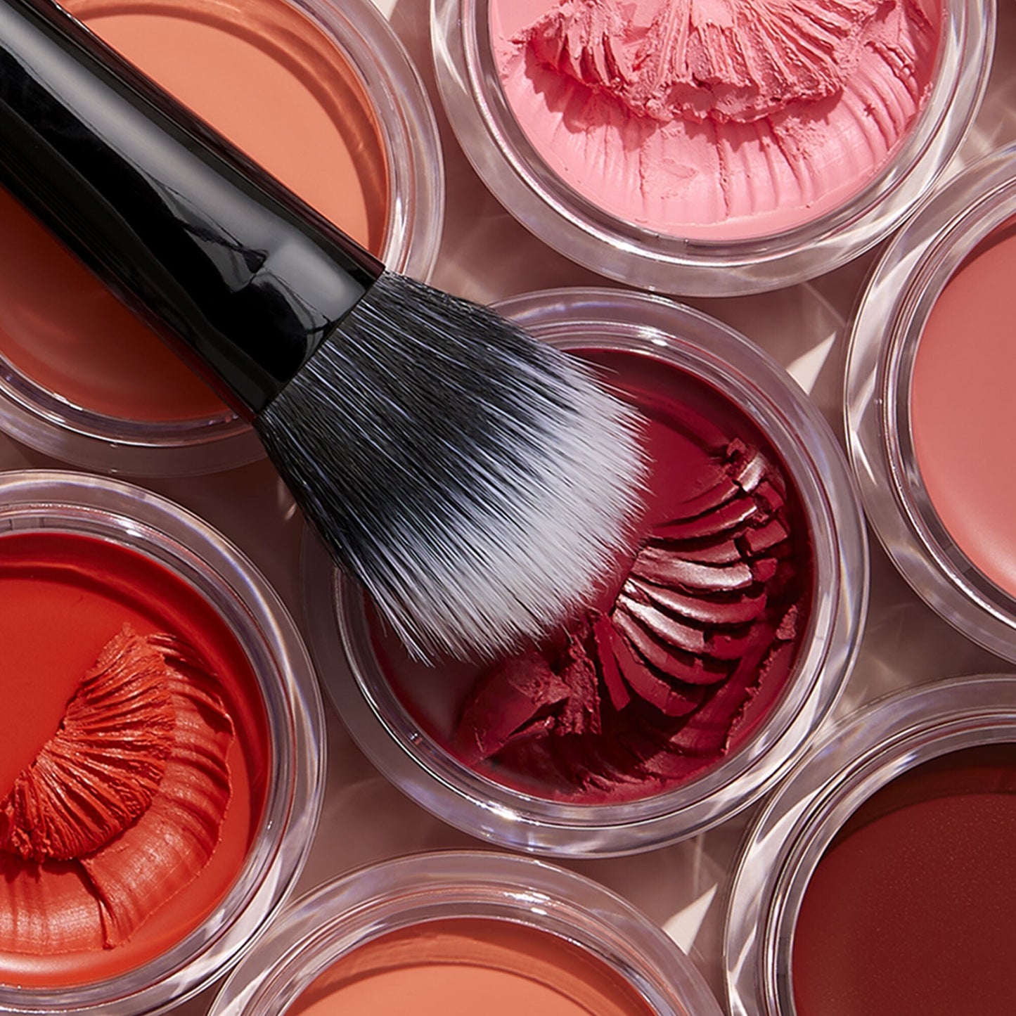 putty-blush-brush-m1 011321_PuttyBlush-Brush_V2_COMP_Final_IGF2.jpg