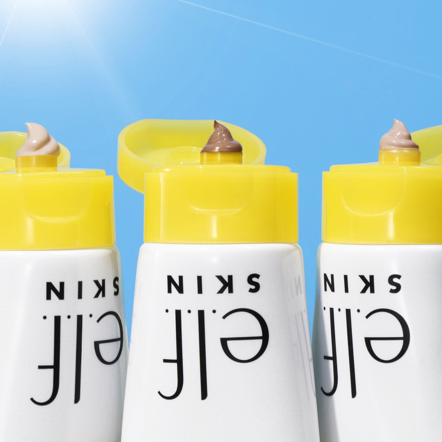 suntouchable-whoa-glow-spf-30-z9 042423_WhoaGlow_Macro_Main-2_IGF.jpg