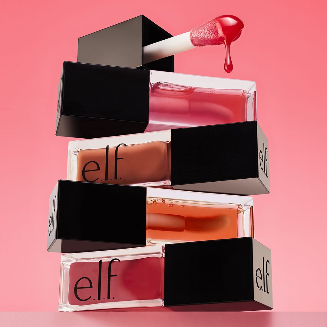 glow-reviver-lip-oil-r6 053023_SL_GlowRev_Fam_FOCUSSTACK-2RGB_IGF_a02f77a9-bf07-4a60-8c73-7b207cf9f12d.jpg