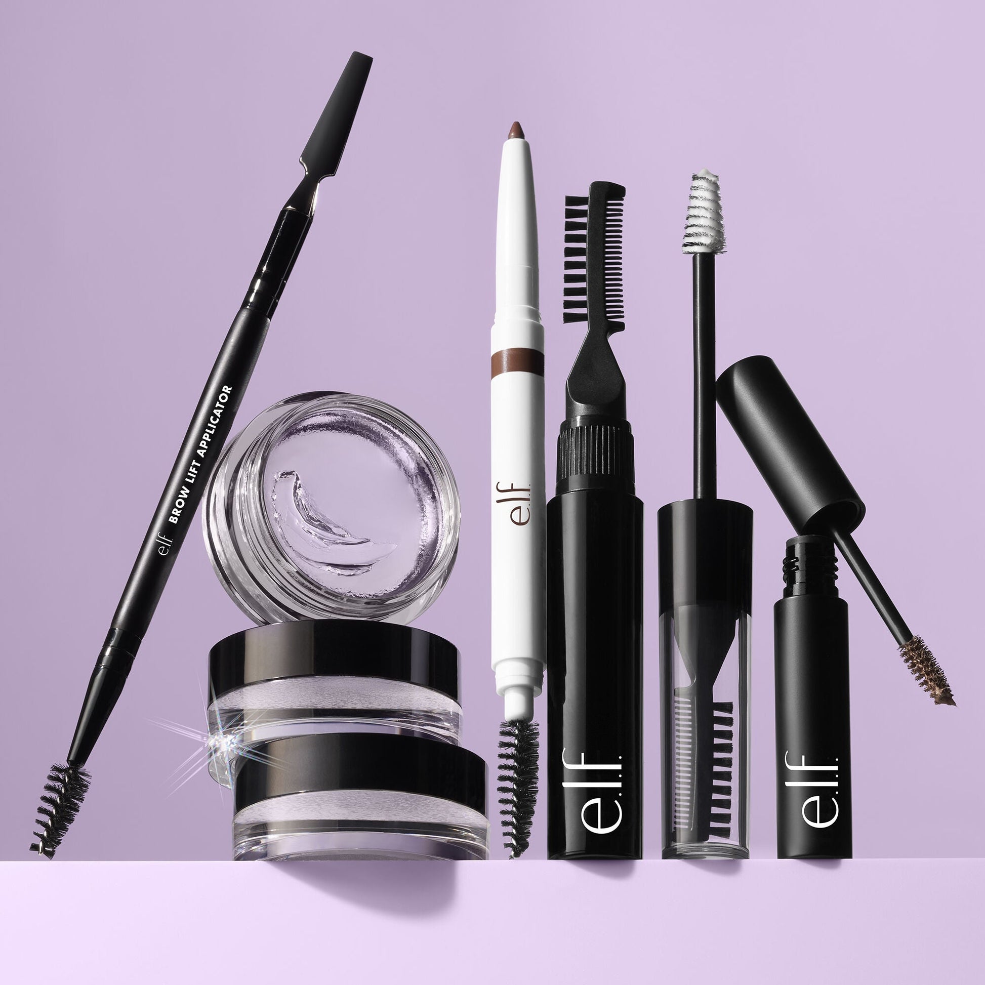 instant-lift-brow-pencil-p5 103023_SL_Brow-Family_4030-MAIN3-FocusStack_IGF_424c3dc5-bcc3-4e43-af40-ced647f3e285.jpg