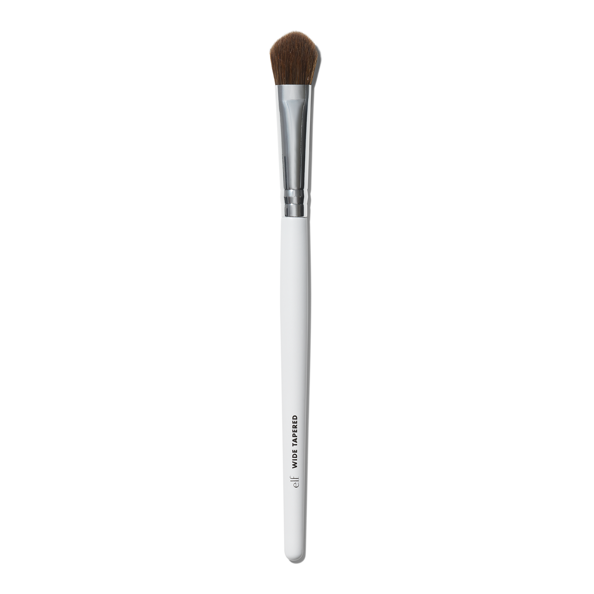 wide-tapered-eyeshadow-brush-d7 21994_OPENA_R.png