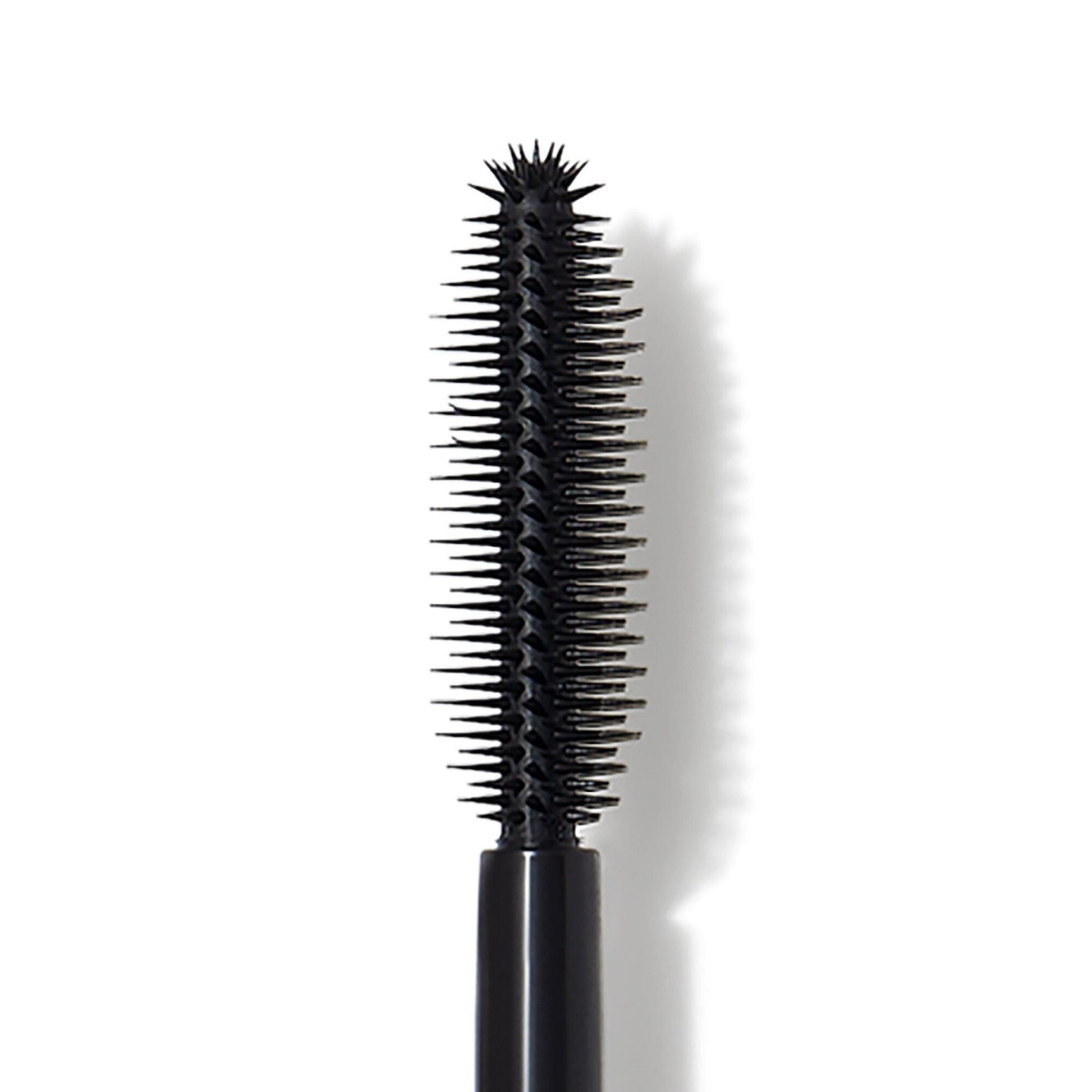 lash-it-loud-mascara-c6 81580_EYMSC_OpenA_R_Macro_R_6384b980-f497-4af6-8817-ff85df668ced.jpg