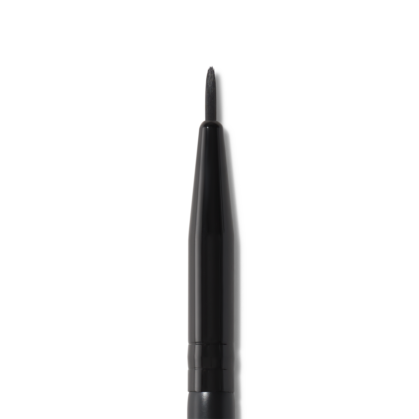 ultra-fine-eyeliner-brush-w8 81915_detail_R.png