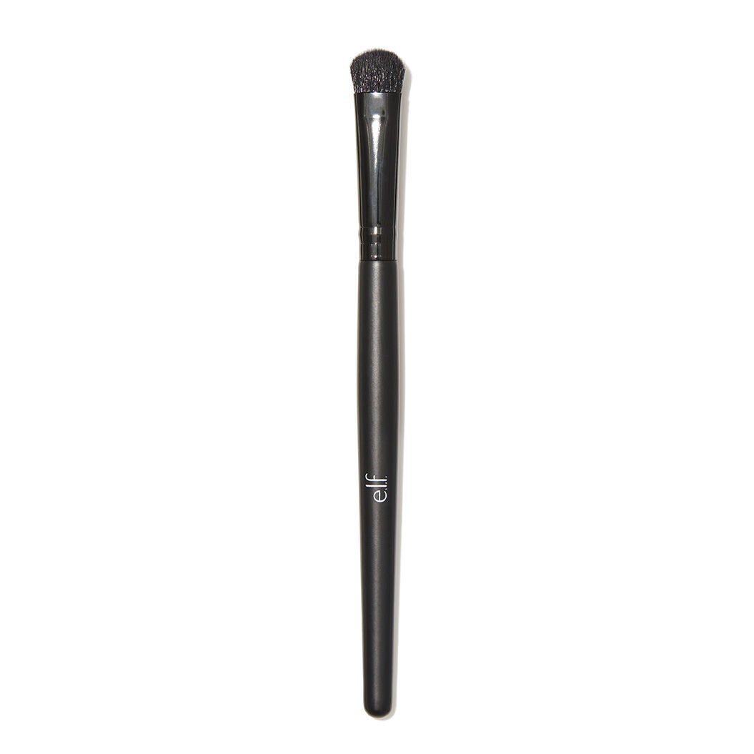 eyeshadow-c-brush-b0 84008_EyeshadowCBrush_v1wA.jpg